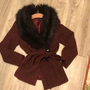 Faux fur collar coat
